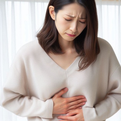 침묵의 암살자, 대장암! 정기 검진을 통한 조기 발견이 최선! (+ 증상, 치료법)